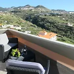 Aylevarroo Penthouse * Caniço