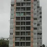 Aylevarroo Penthouse