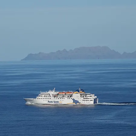 Aylevarroo Penthouse Apartment Canico (Madeira)