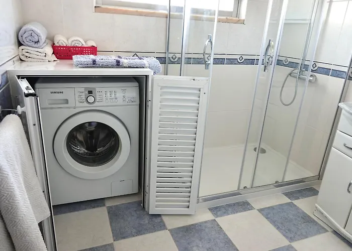 Aylevarroo Penthouse Appartamento *